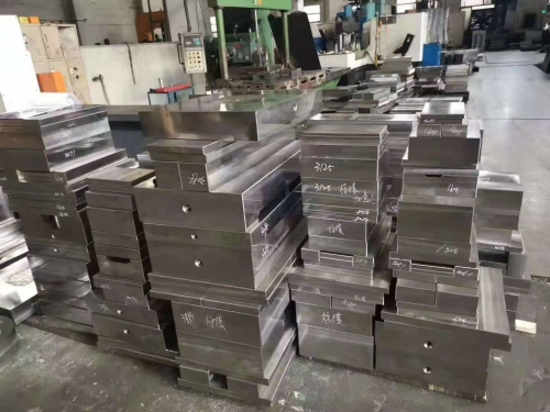 模架的基本结构是什么样的呢？